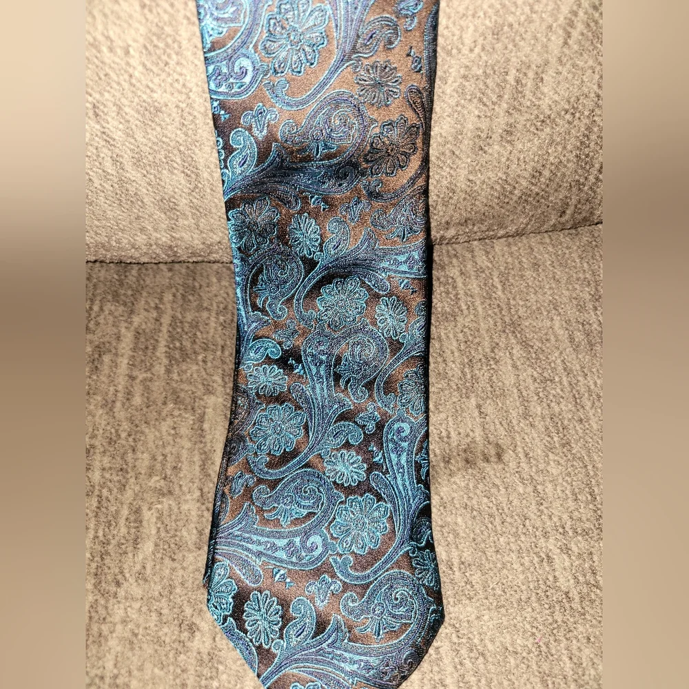 Paul Fredrick‎ 100% Silk Neck Tie Made In Italy